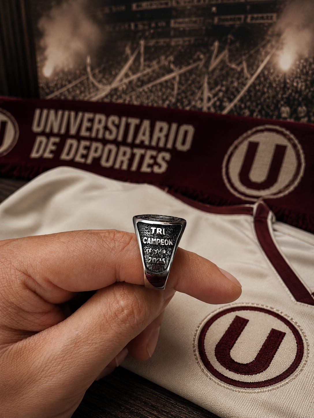 Anillo Centenario Tricampeón